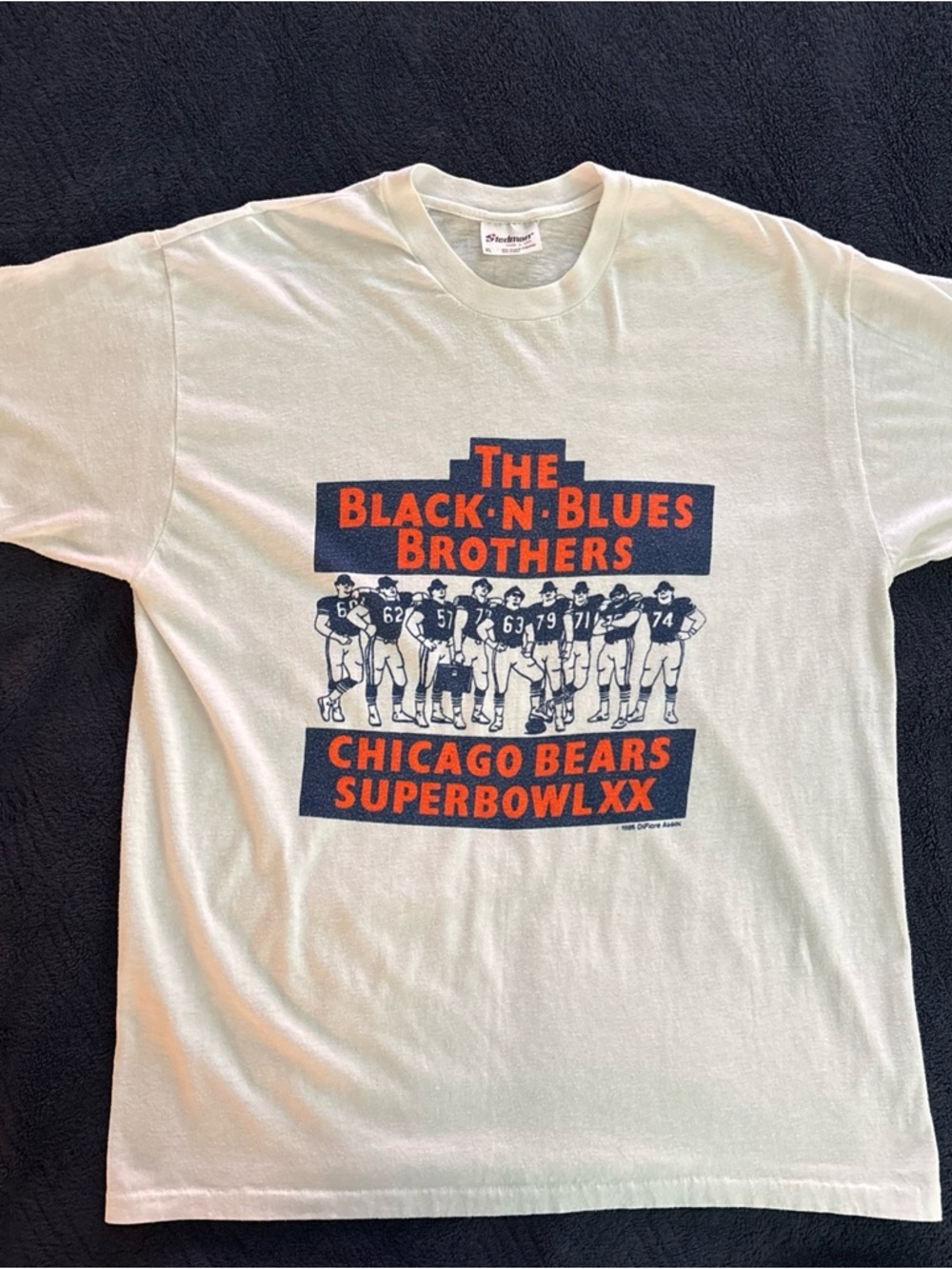 Vintage 1985 Chicago Bears 'Black-N-Blues Brothers' Superbowl XX tee- White
